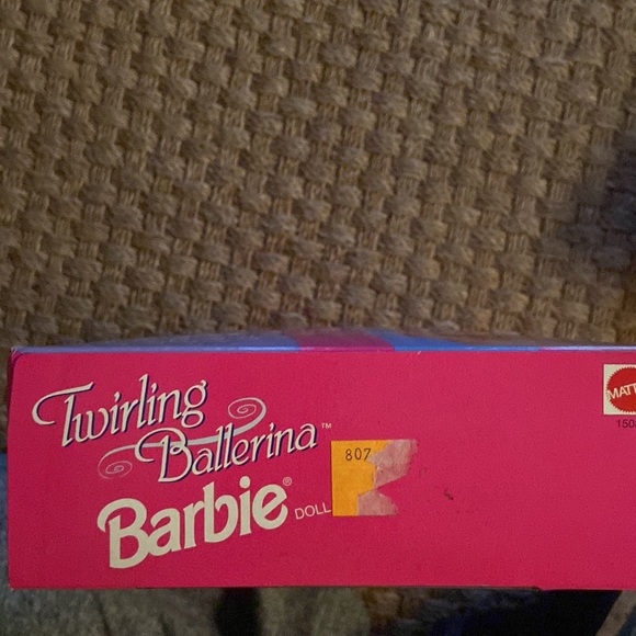 BRAND NEW IN BOX Twirling Ballerina Barbie - Picture 8 of 8